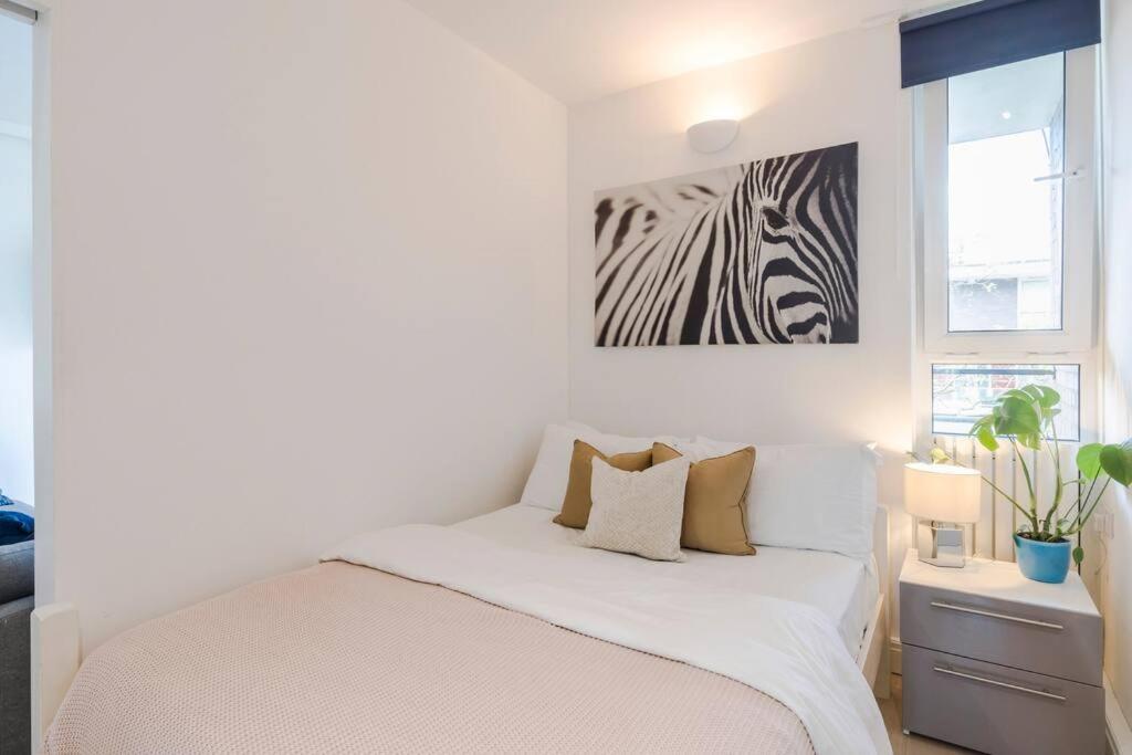 The Clarence, Central London Apartment W/ Wifi מראה חיצוני תמונה