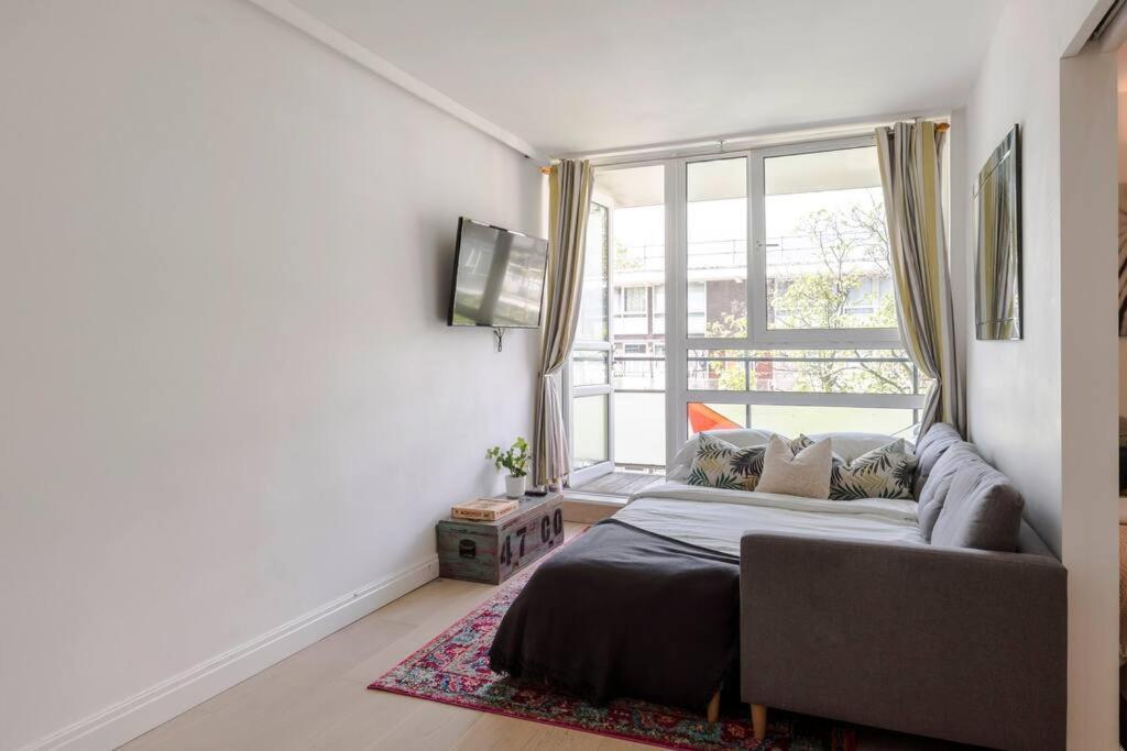 The Clarence, Central London Apartment W/ Wifi מראה חיצוני תמונה